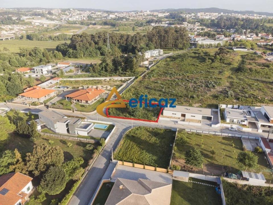 Terreno para Venda em Paredes Foto 9