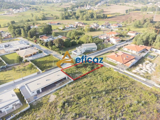 Terreno para Venda em Paredes Foto 6