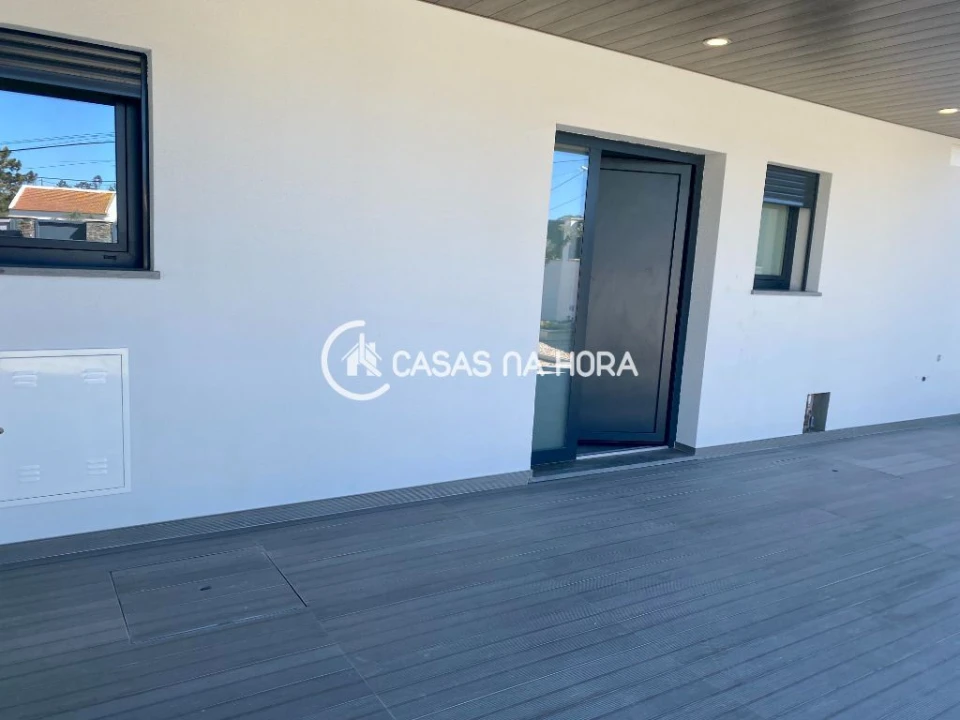 Apartamento T1 para Arrendamento em Caparica e Trafaria Foto 4