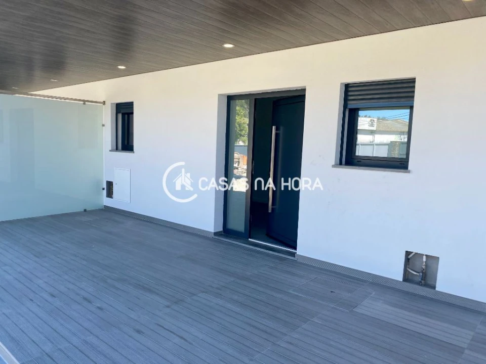 Apartamento T1 para Arrendamento em Caparica e Trafaria Foto 2
