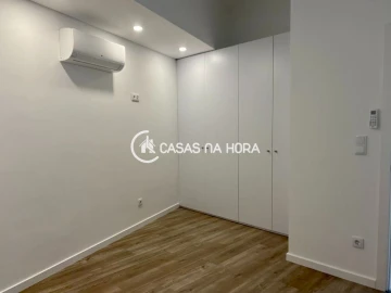 Apartamento T1 para Arrendamento em Caparica e Trafaria
