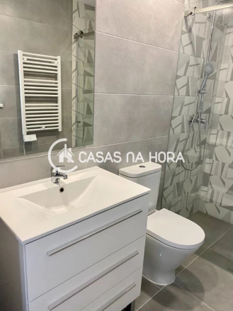Apartamento T1 para Arrendamento em Caparica e Trafaria