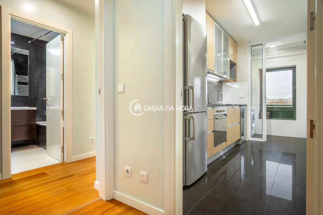 Apartamento T1 para Arrendamento em Paranhos Foto 11