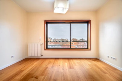 Apartamento T1 para Arrendamento em Paranhos