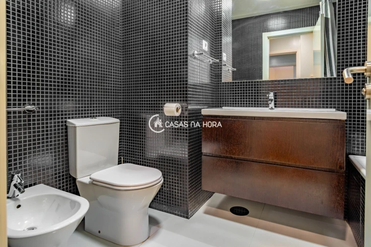 Apartamento T1 para Arrendamento em Paranhos Foto 14