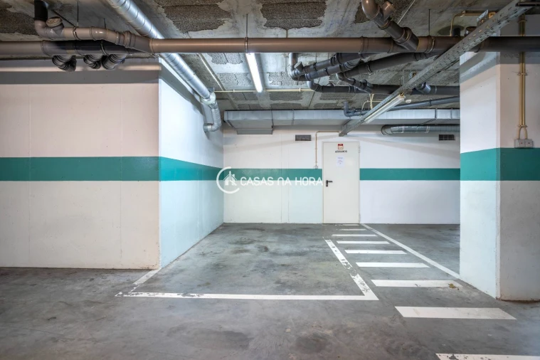 Apartamento T1 para Arrendamento em Paranhos Foto 19