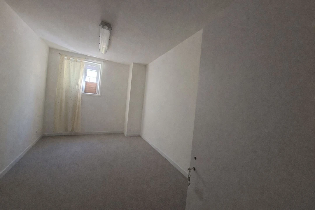 Escritório para Venda em Setubal (São Sebastião) Foto 7