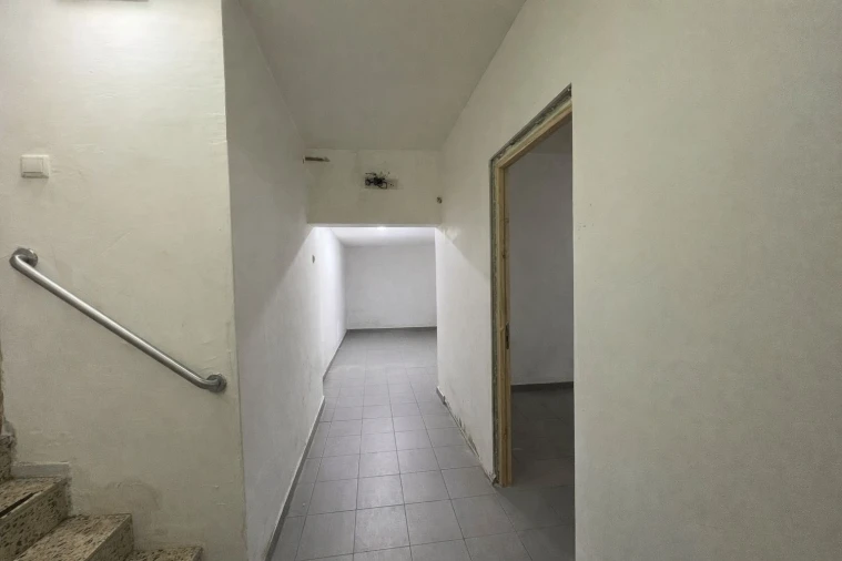 Escritório para Venda em Setubal (São Sebastião) Foto 18