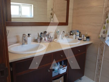 Moradia T6 para Venda em Palhaça