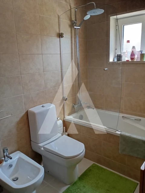 Moradia T6 para Venda em Palhaça