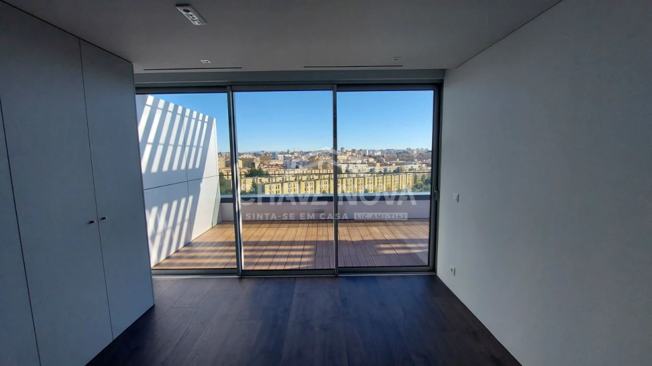 Apartamento T3 para Venda em Custóias, Leça do Balio e Guifões Foto 11