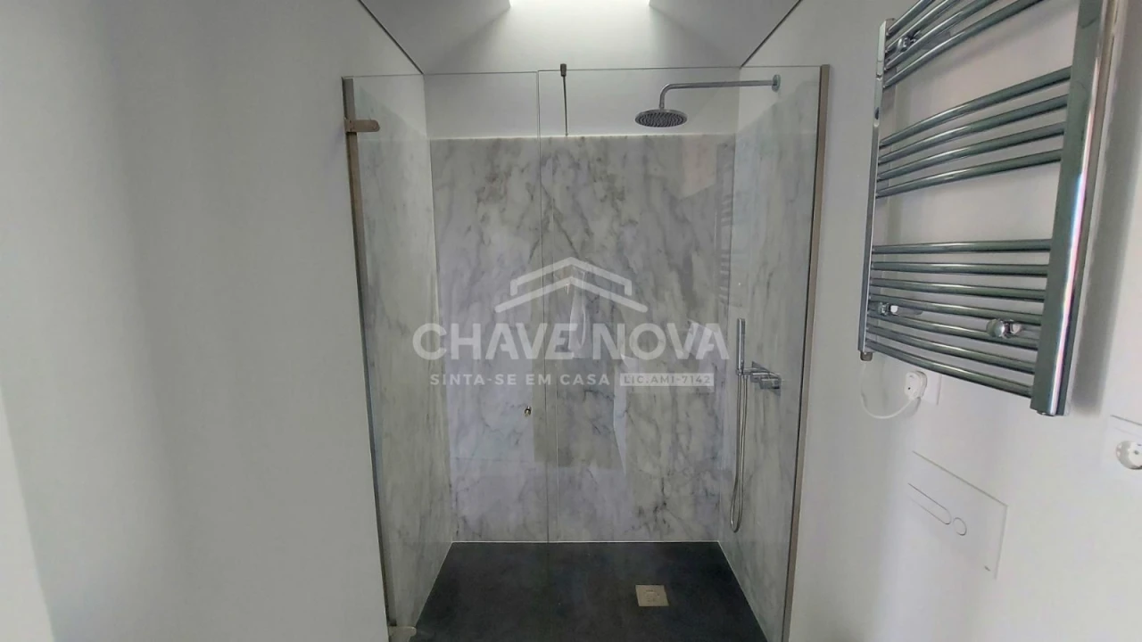 Apartamento T3 para Venda em Custóias, Leça do Balio e Guifões Foto 12