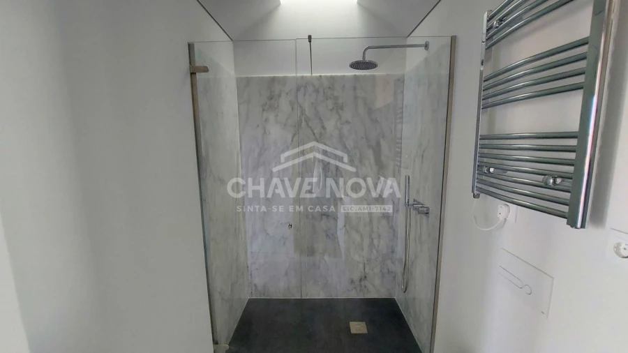 Apartamento T3 para Venda em Custóias, Leça do Balio e Guifões Foto 12