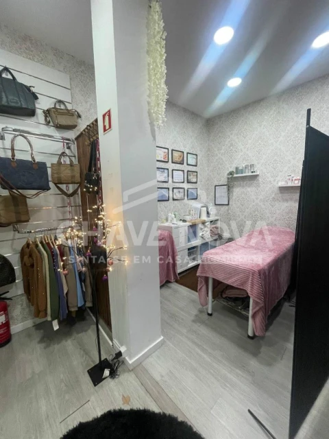 Loja para Arrendamento em Canidelo