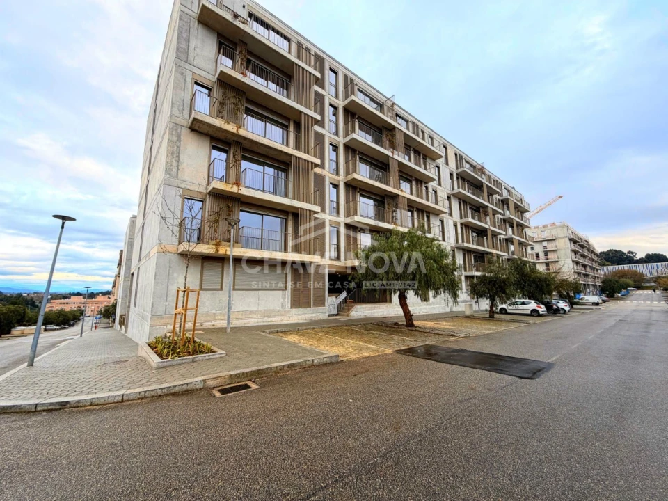 Apartamento T2 para Venda em Oliveira do Douro Foto 3