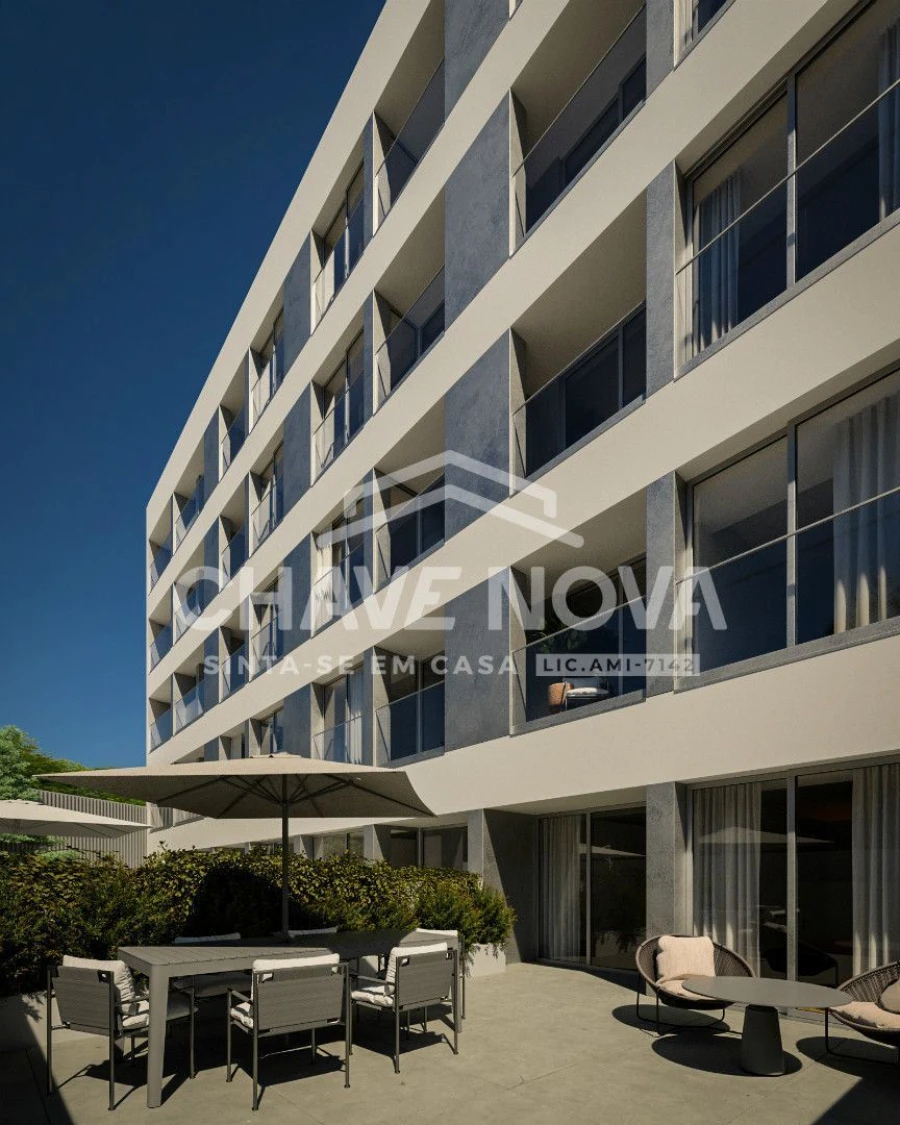 Apartamento T2 para Venda em Pedrouços Foto 2