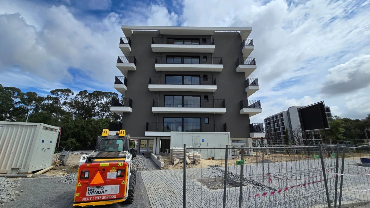 Apartamento T0 para Venda em Paranhos Foto 9