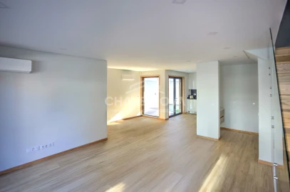 Moradia T3 para Venda em Madalena