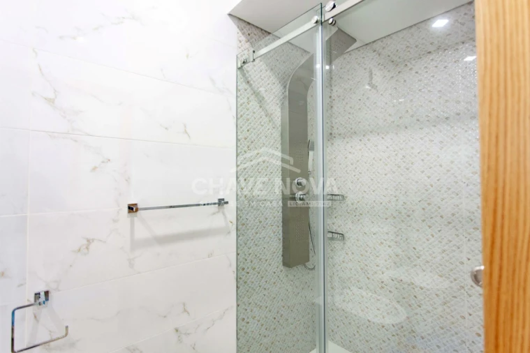 Moradia T3 para Venda em Madalena Foto 12