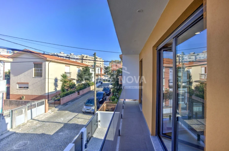 Moradia T3 para Venda em Madalena Foto 16