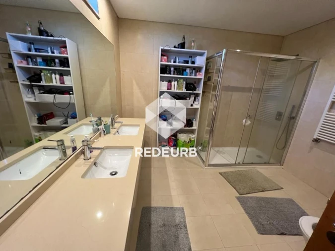 Moradia T4 para Venda em Nogueiró e Tenões Foto 13