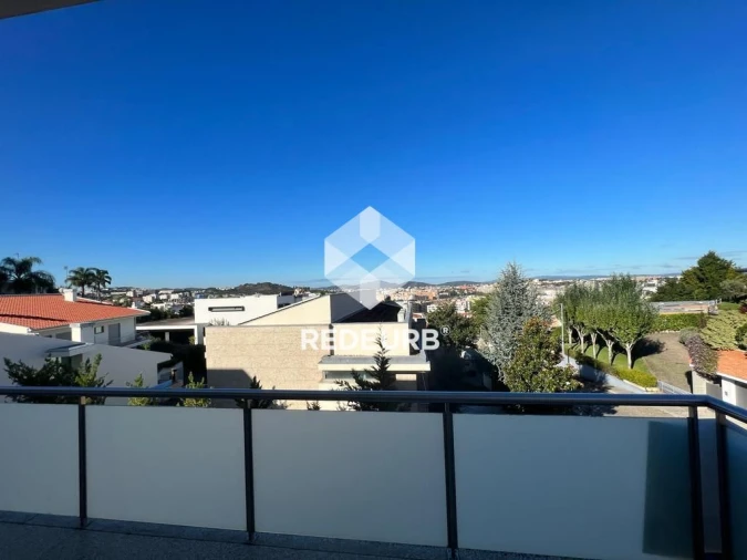 Moradia T4 para Venda em Nogueiró e Tenões Foto 28