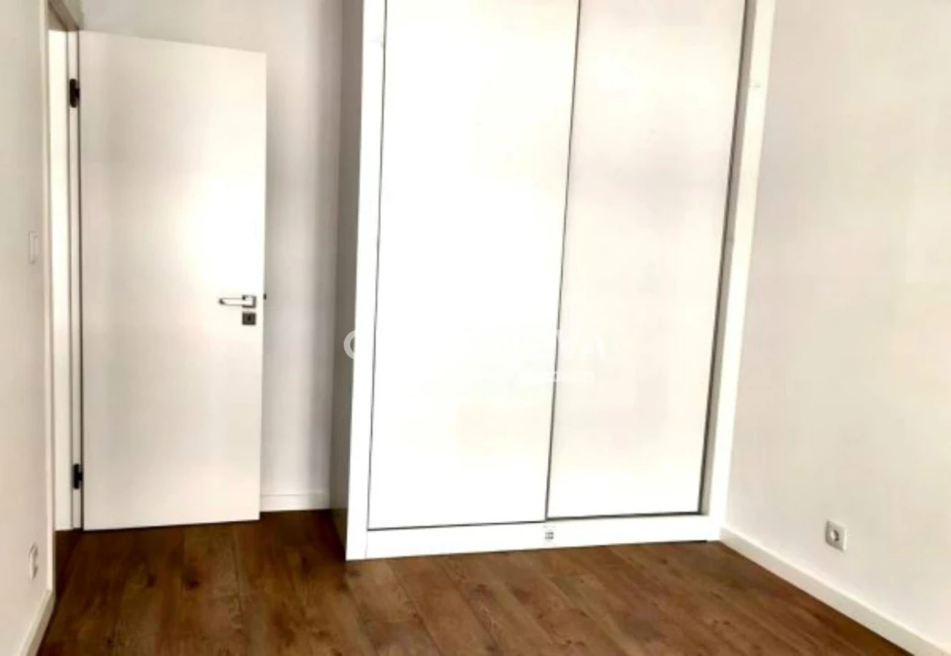Apartamento T2 para Venda em Almada, Cova da Piedade, Pragal e Cacilhas Foto 8