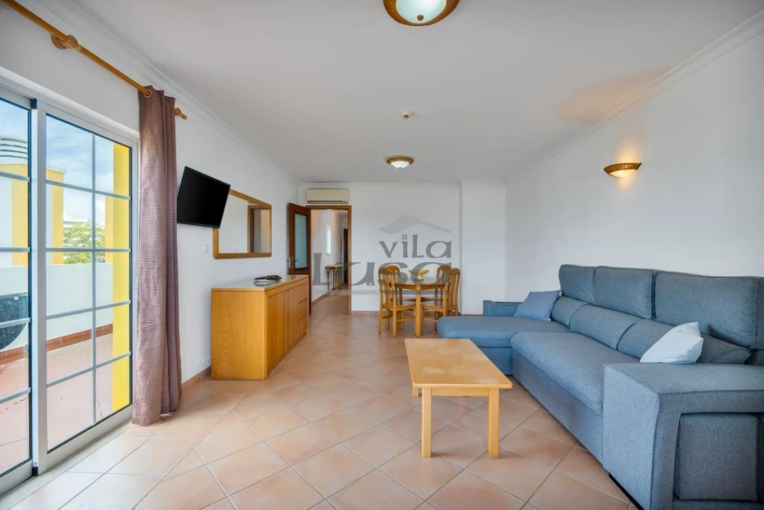 Apartamento T2 para Venda em Portimão Foto 3