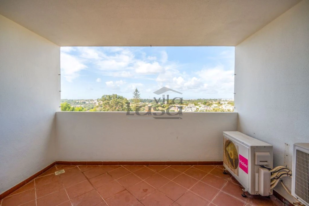 Apartamento T2 para Venda em Portimão Foto 7