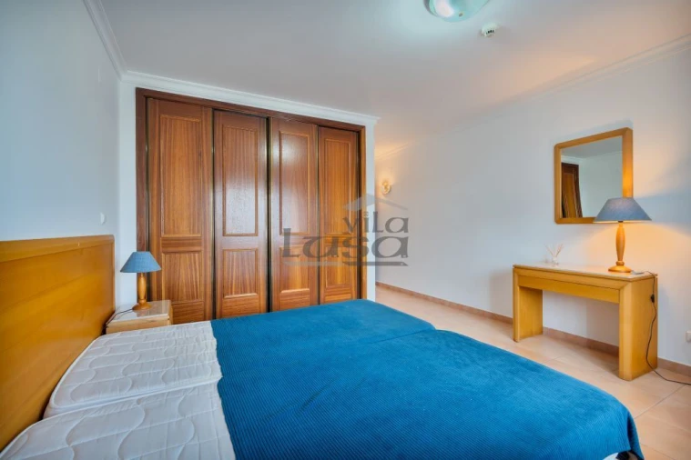 Apartamento T2 para Venda em Portimão Foto 24