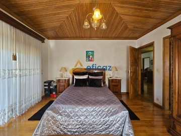 Apartamento T4 para Venda em Carvalhosa