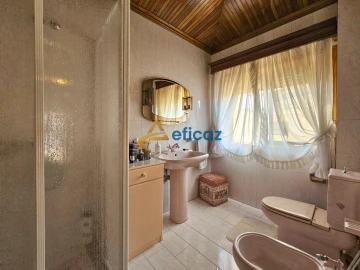 Apartamento T4 para Venda em Carvalhosa