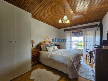 Apartamento T4 para Venda em Carvalhosa