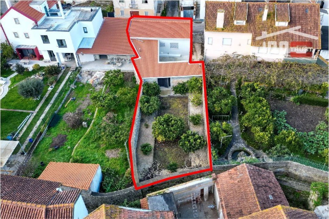 Moradia T2 para Venda em Reguengo do Fetal Foto 31