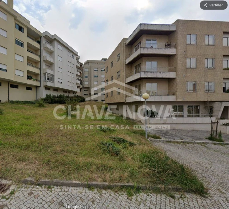 Apartamento T1 para Venda em Cidade da Maia Foto 3