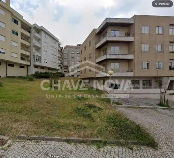 Apartamento T1 para Venda em Cidade da Maia Foto 3