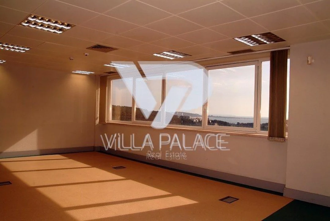 Prédio para Venda em Carnaxide e Queijas Foto 5