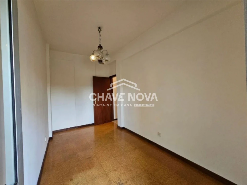 Apartamento T3 para Venda em Loures Foto 9