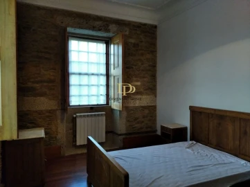 Moradia T5 para Venda em Venade e Azevedo