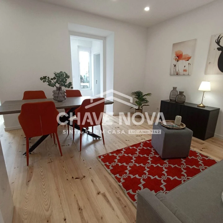 Apartamento T3 para Venda em Benfica Foto 1