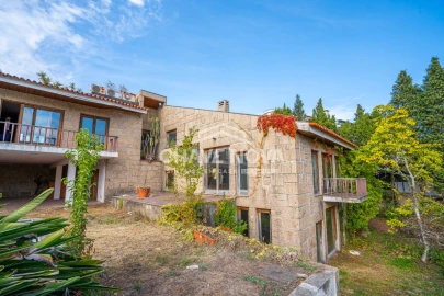 Moradia T4 para Venda em Azurem