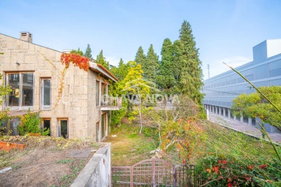 Moradia T4 para Venda em Azurem