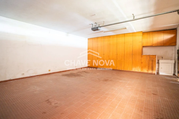 Moradia T4 para Venda em Azurem Foto 20