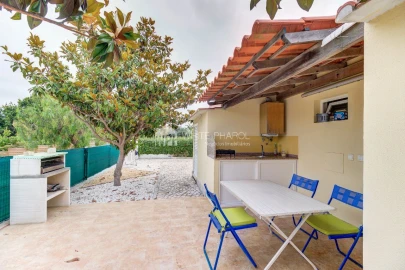 Moradia T4 para Venda em Sesimbra (Castelo)