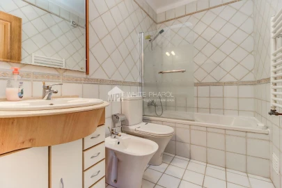 Moradia T4 para Venda em Sesimbra (Castelo)