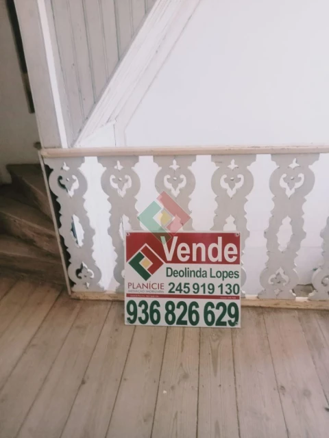 Moradia T4 para Venda em São Facundo e Vale das Mós