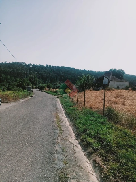 Moradia T4 para Venda em São Facundo e Vale das Mós