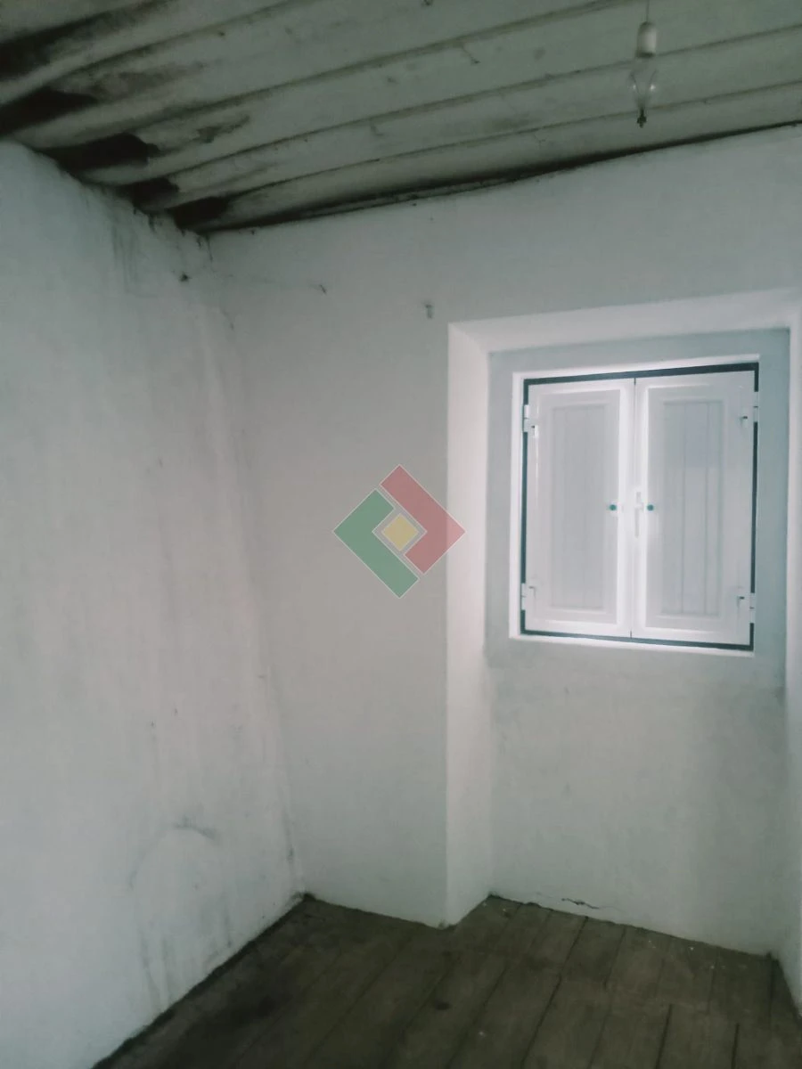 Moradia T4 para Venda em São Facundo e Vale das Mós Foto 9