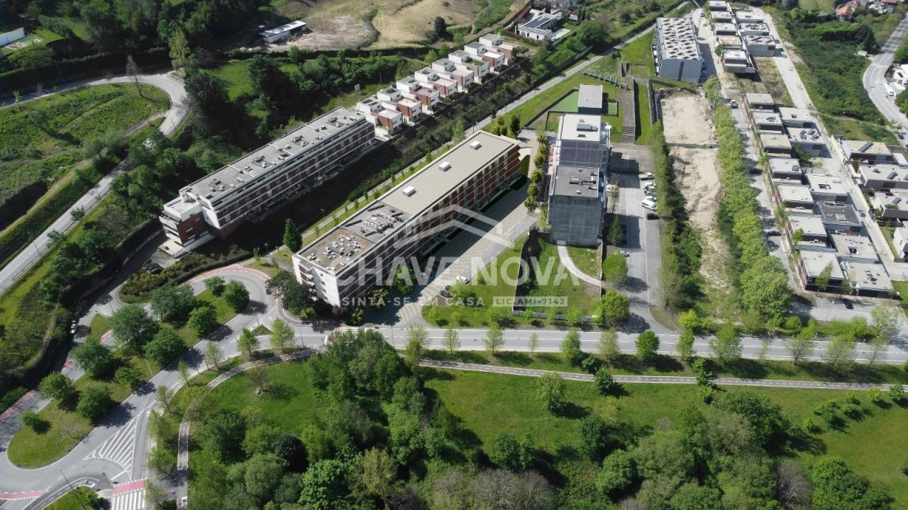 Apartamento T4 para Venda em Costa Foto 3