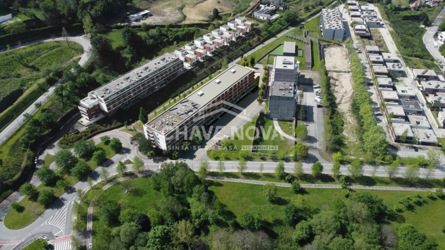 Apartamento T4 para Venda em Costa Foto 3